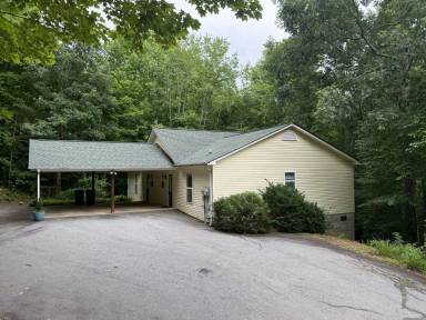 Main picture of 17A Tree Canopy Ln