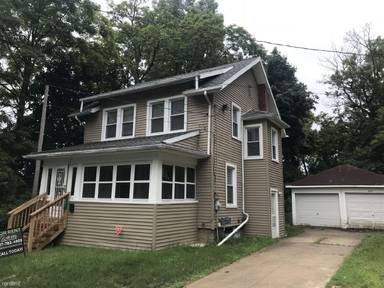 Main picture of 407 Demay Ct