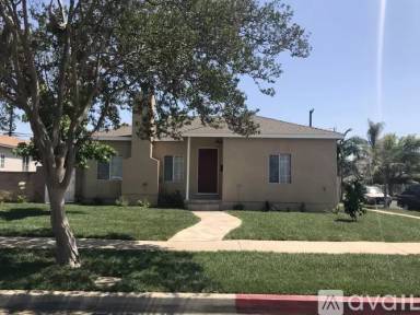 Main picture of 19630 Bassett St