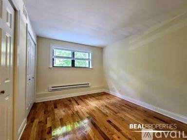 Main picture of 555 W Arlington Apartments