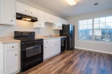 Main picture of 1443 Harrier Holw