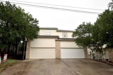 Main picture of 1001-1003 Sagewood Trl