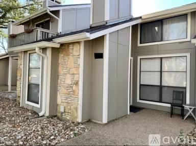 Main picture of 1712 Timberwood Dr