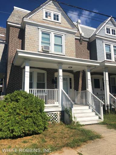 Main picture of 2801 N Jefferson St