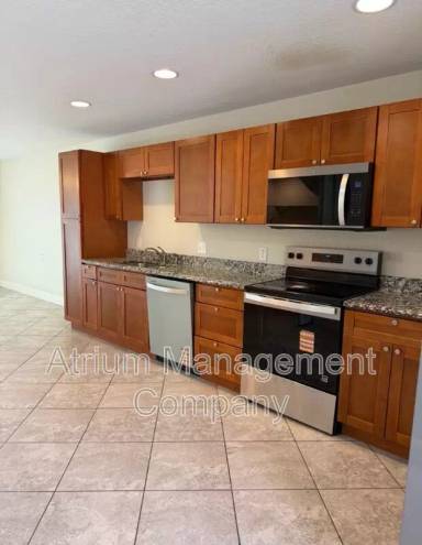 Main picture of 5128 SE 103rd Ln