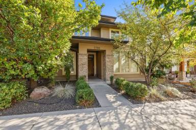 Main picture of 2780 S Perrault Way