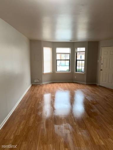 Main picture of 17 Hathaway Dr