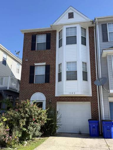 Main picture of 1323 Hampshire Dr