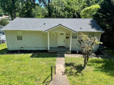 Main picture of 227 Alhambra Rd