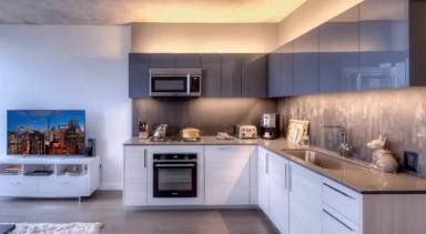 Main picture of 620 W Division St