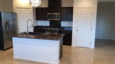 Main picture of 10819 Leatherstocking Ave