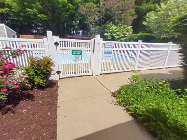 Main picture of Maple Ridge Apartments