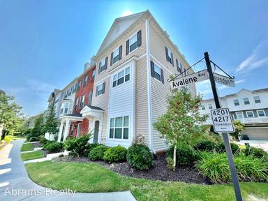 Main picture of 4217 Clarendon Way