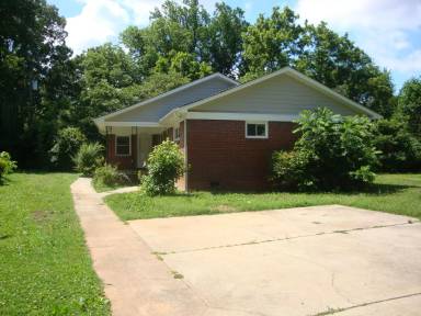 Main picture of 3128 Creighton Dr