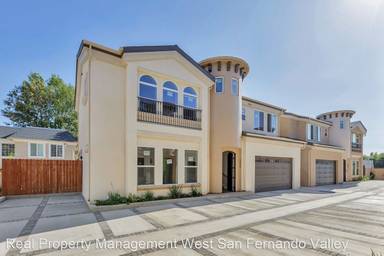 Main picture of 20803 W Oklahoma Ct