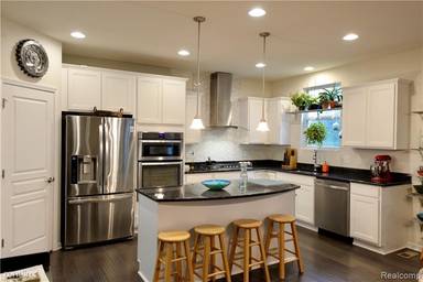 Main picture of 31085 Tremont Ln