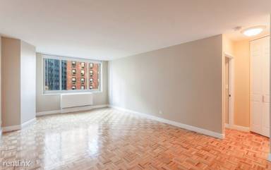 Main picture of 30 Lincoln Plaza