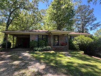 Main picture of 13161 Ivy Dr