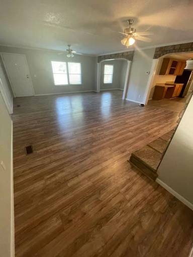 Main picture of 127 Dennig Dr