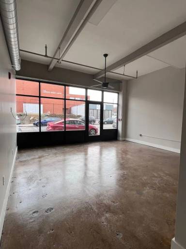 Main picture of 419 Campbell Ave SW