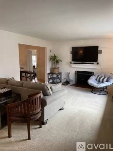 Main picture of 538 Greenland Ave