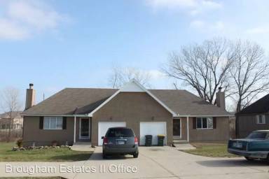 Main picture of 5321 Woodland Dr