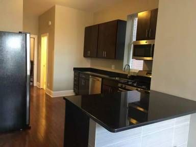 Main picture of 2045 N Racine - 2F