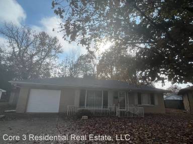 Main picture of 33 Verna Dr