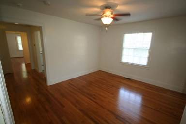 Main picture of 2503 Englewood Ave