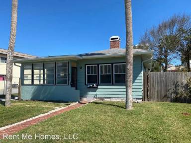 Main picture of 436 N Oleander Ave