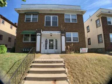 Main picture of 4741 Grand Ave S