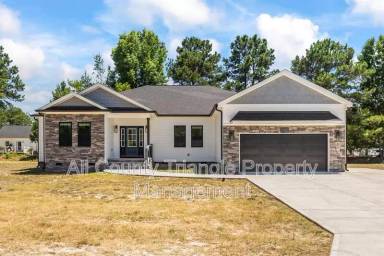 Main picture of 89 Benjamin Ln