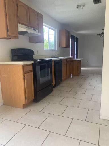 Main picture of 2273 SE Merrill Rd