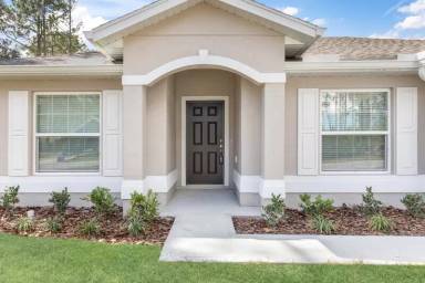 Main picture of 5 Seabury Pl
