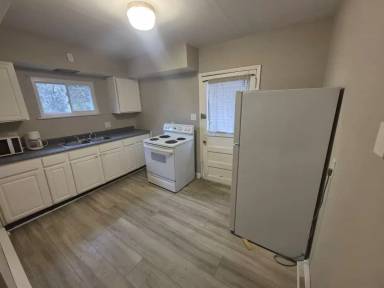 Main picture of 945 John St