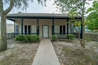 Main picture of 631 2nd St