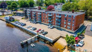 Main picture of 184 Pequot Ave