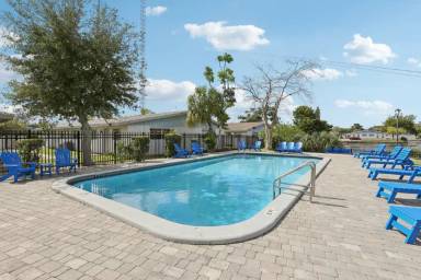 Main picture of Azure Villas