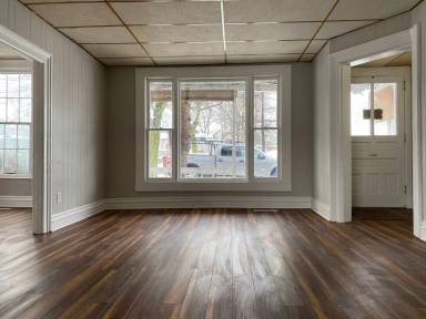 Main picture of 335 E Maumee St