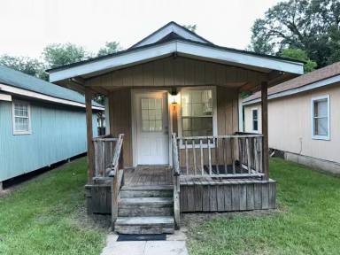 Main picture of 1710 James St