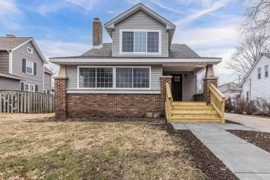 Main picture of 808 W Healey St