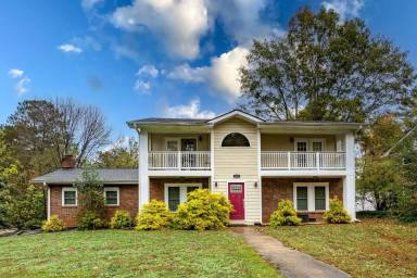 Main picture of 2132 Galway Ln