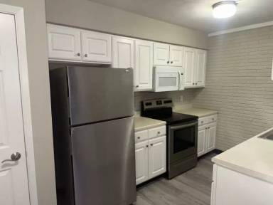 Main picture of 961 22nd Ave