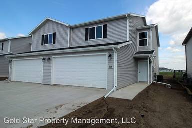 Main picture of 716 Hillcrest Dr SE