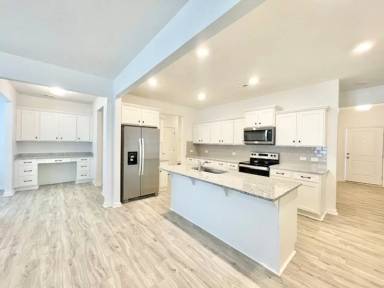 Main picture of 133 Lorcan Ln