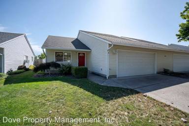 Main picture of 16211 NE 8th St