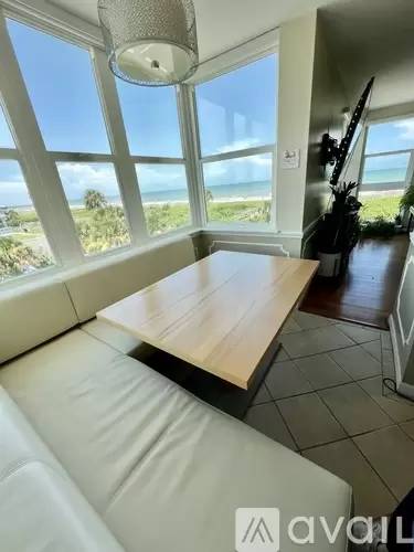 Main picture of 4700 Ocean Beach Blvd