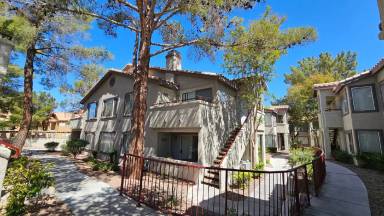 Main picture of 4955 Lindell Rd