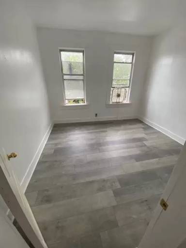 Main picture of 404 Monroe St