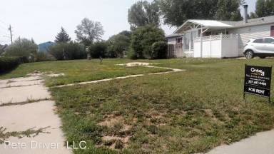 Main picture of 901 Skylark Ct